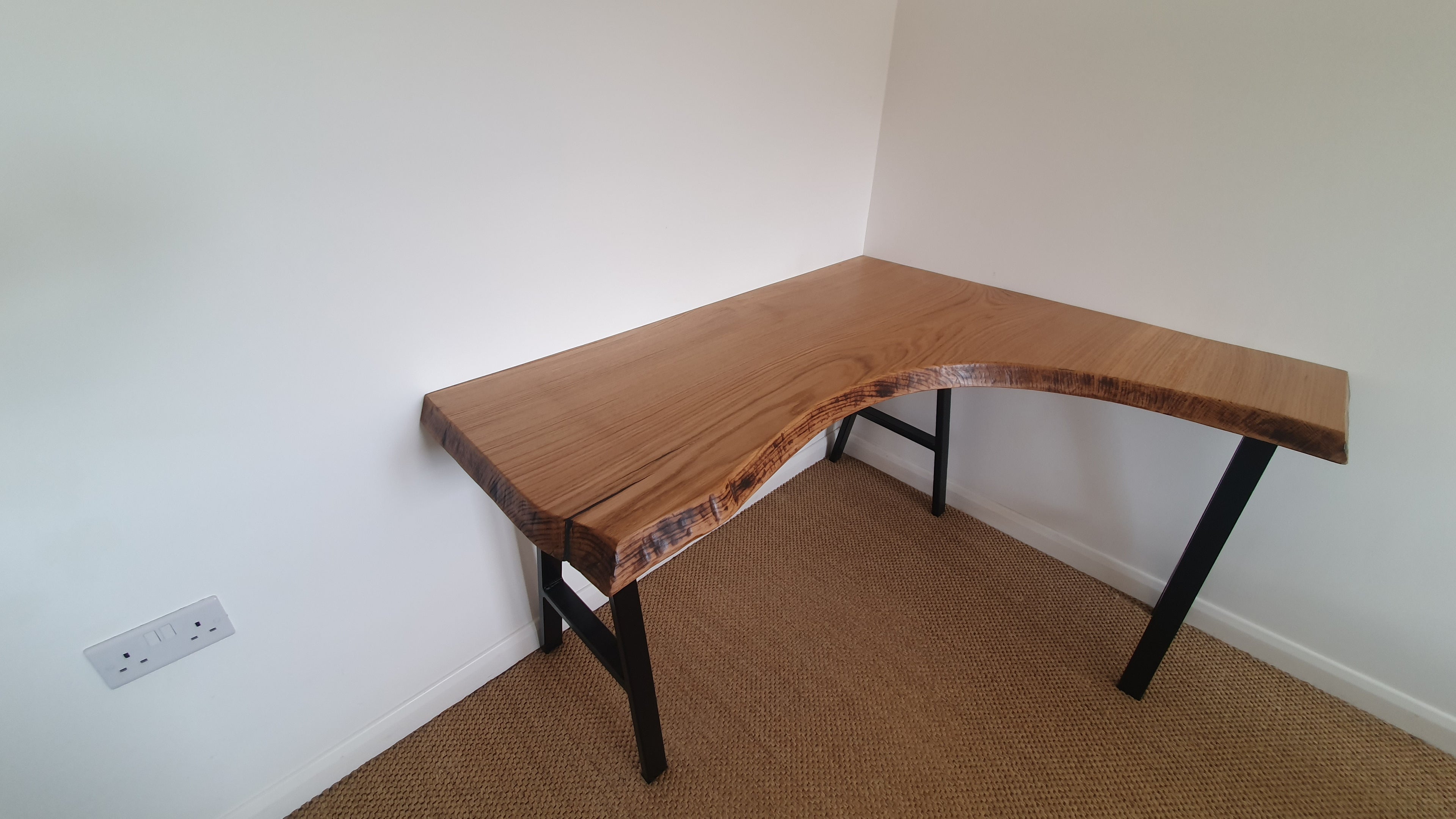 European Oak Live Edge Desk – Bespoke Handcrafted